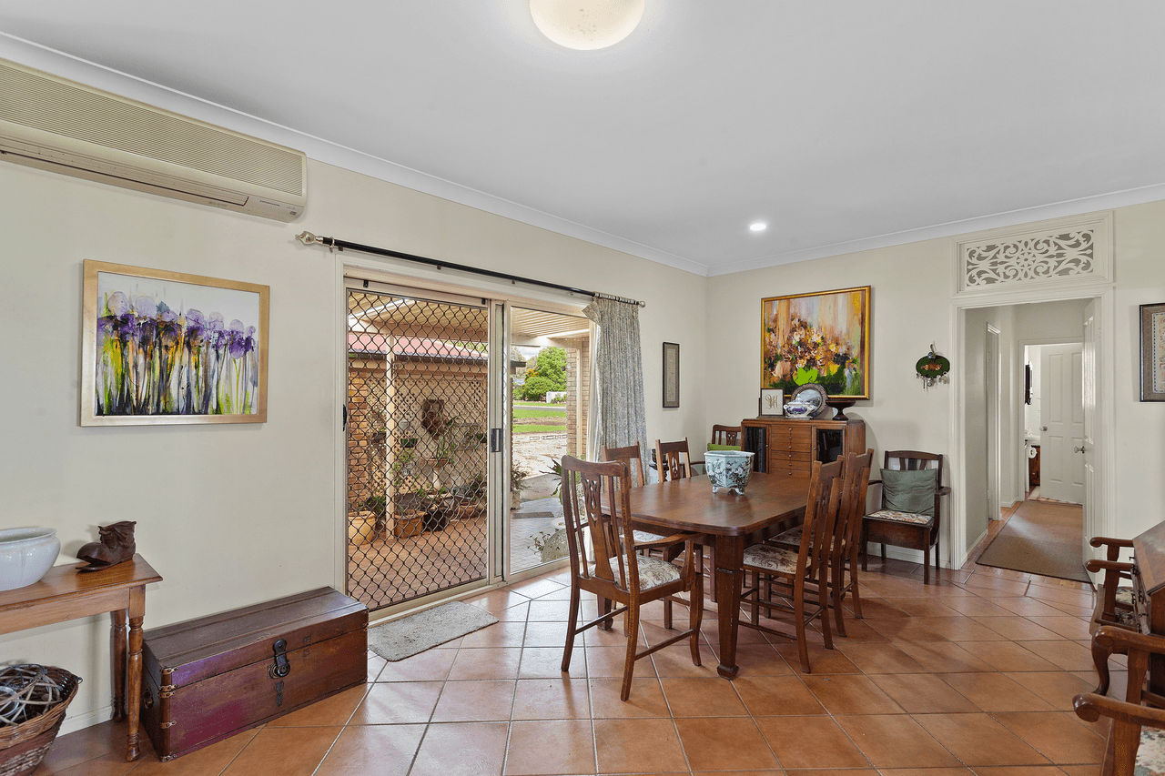 11 Sussex Drive, OAKEY, QLD 4401