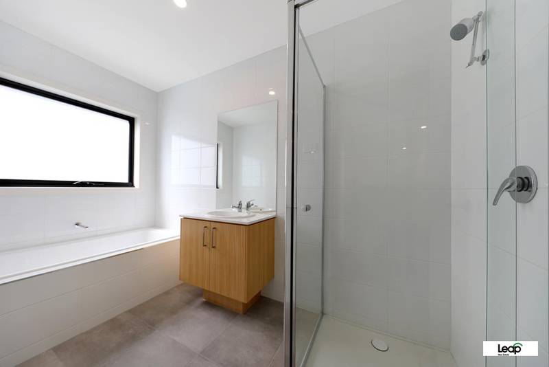 27 Vecchio Parkway, Wallan, VIC 3756