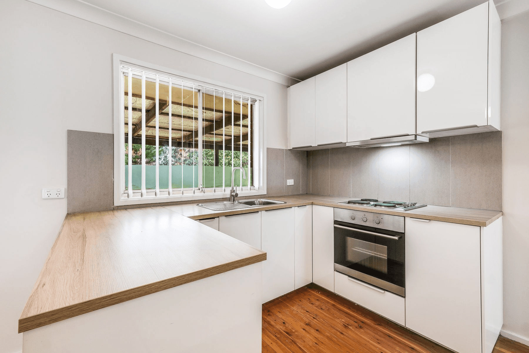 24 Rugby Street, Cambridge Park, NSW 2747