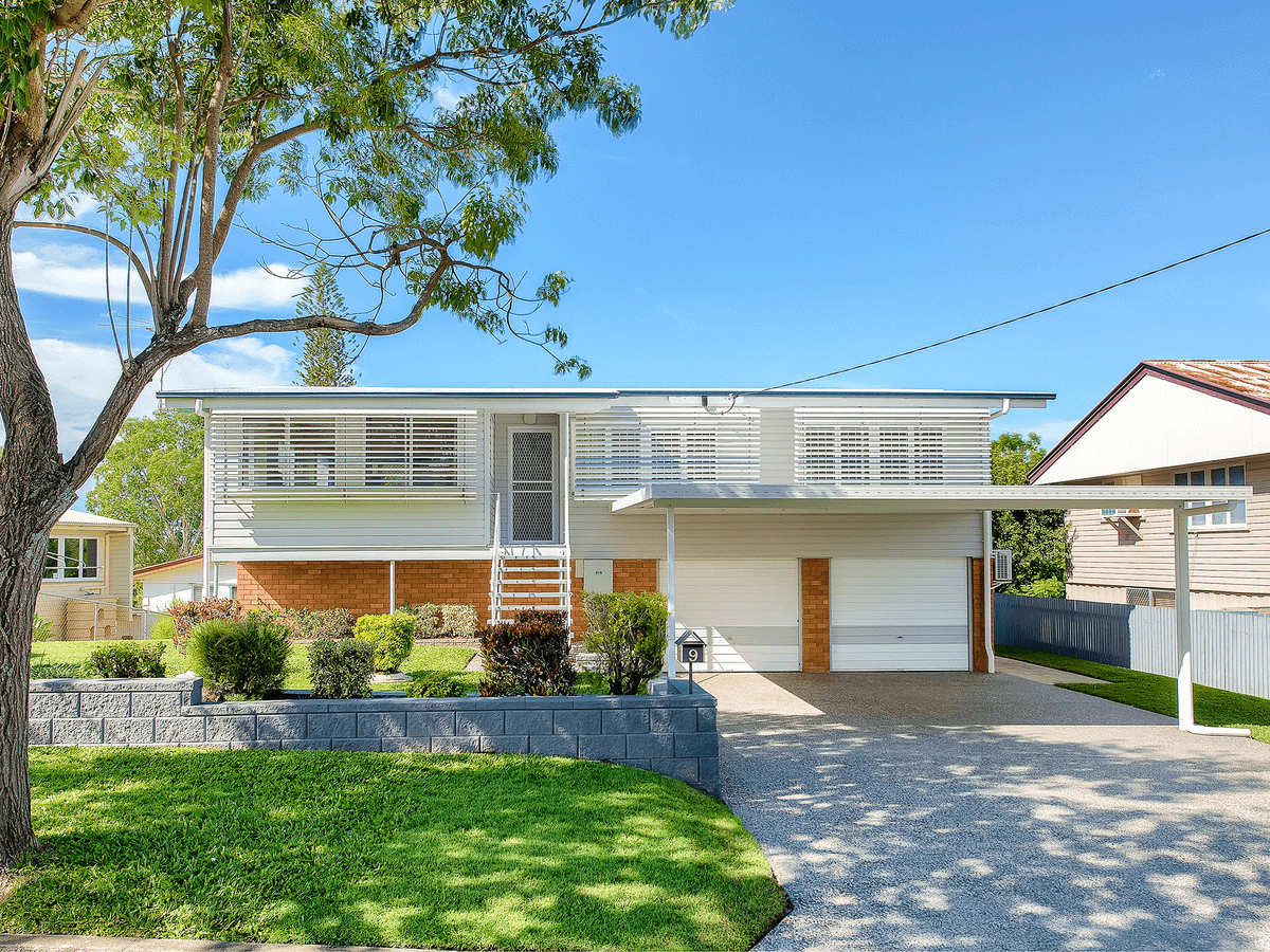 9 Brewster Street, STAFFORD HEIGHTS, QLD 4053