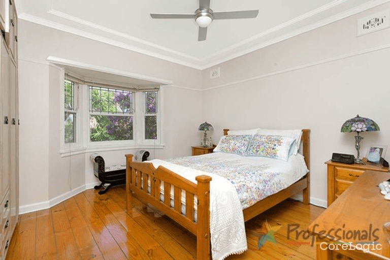 18 Welfare Avenue, Beverly Hills, NSW 2209