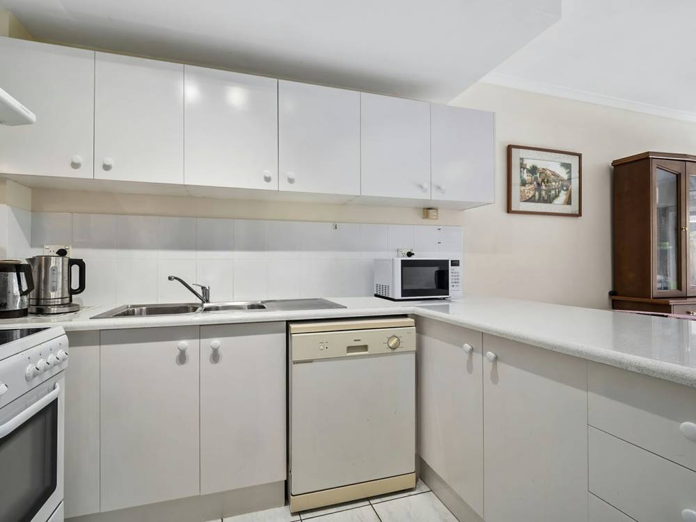 9/531-535 Varley Street, YORKEYS KNOB, QLD 4878