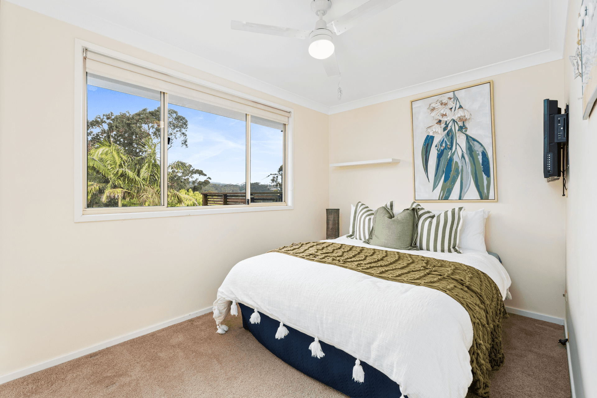 235 Hillside Road, Avoca Beach, NSW 2251