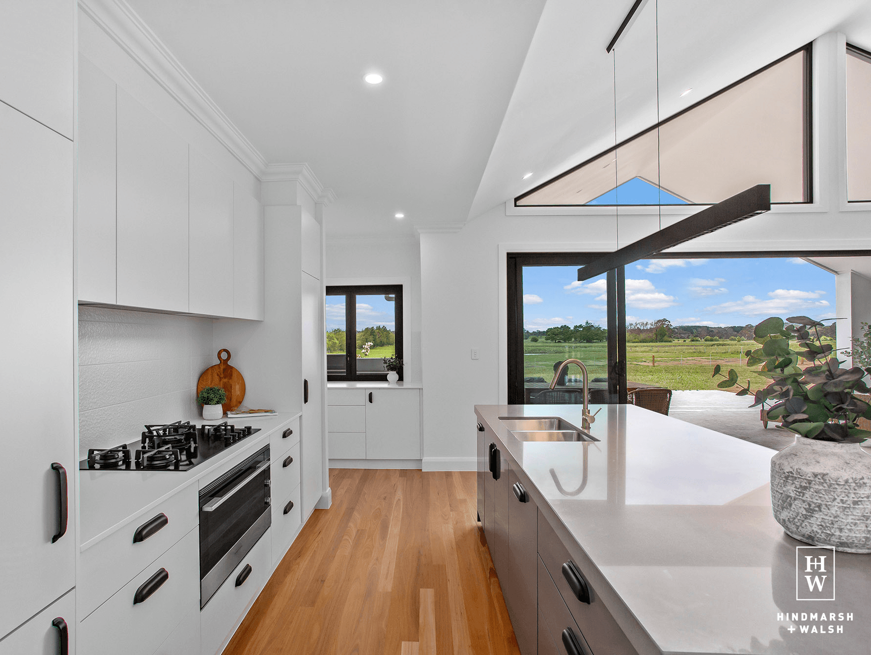 'Riverside' 586 Moss Vale Road, Burradoo, NSW 2576