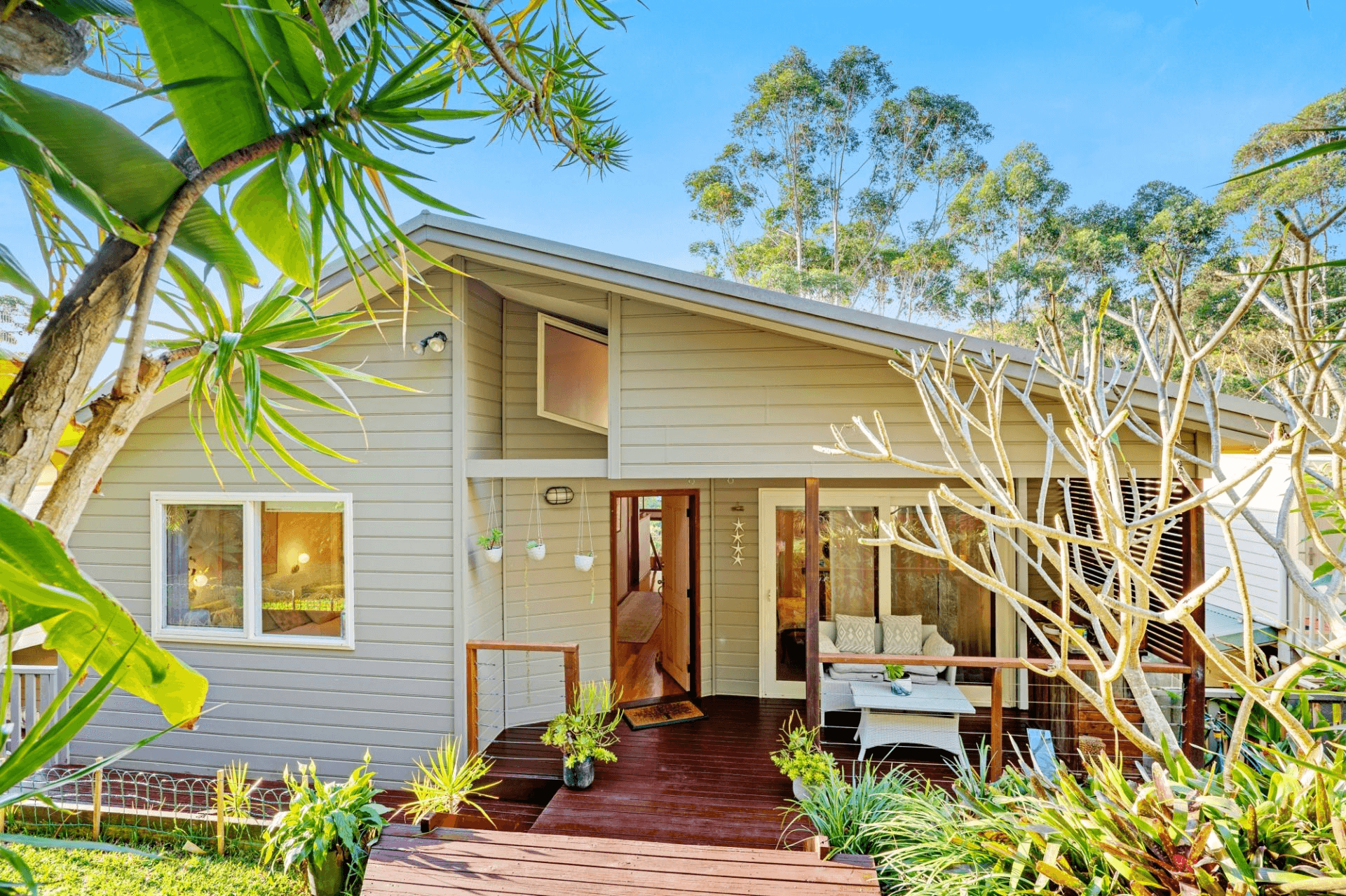 19 Solander Road, Avoca Beach, NSW 2251