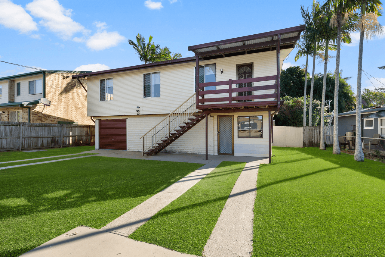 8  Seaview Parade, DECEPTION BAY, QLD 4508