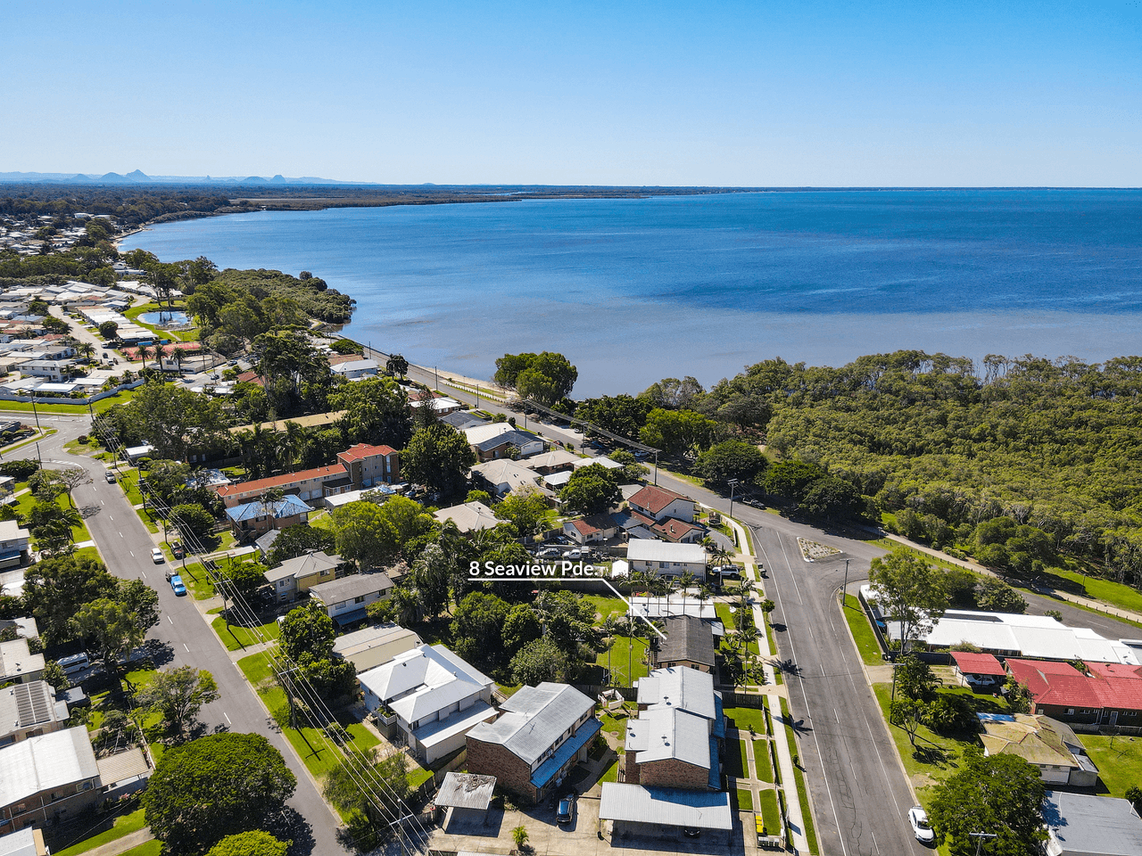 8  Seaview Parade, DECEPTION BAY, QLD 4508