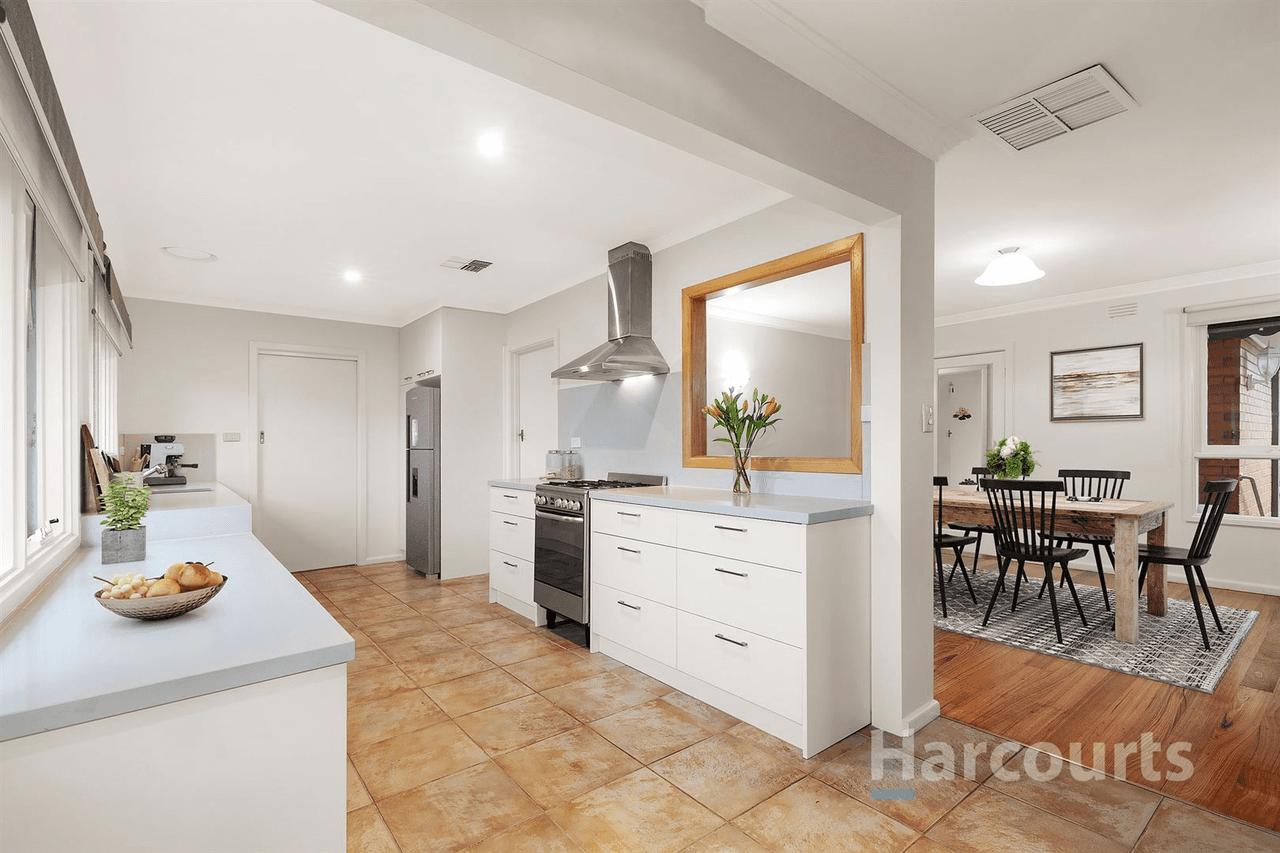 21 Norfolk Avenue, Wantirna South, VIC 3152