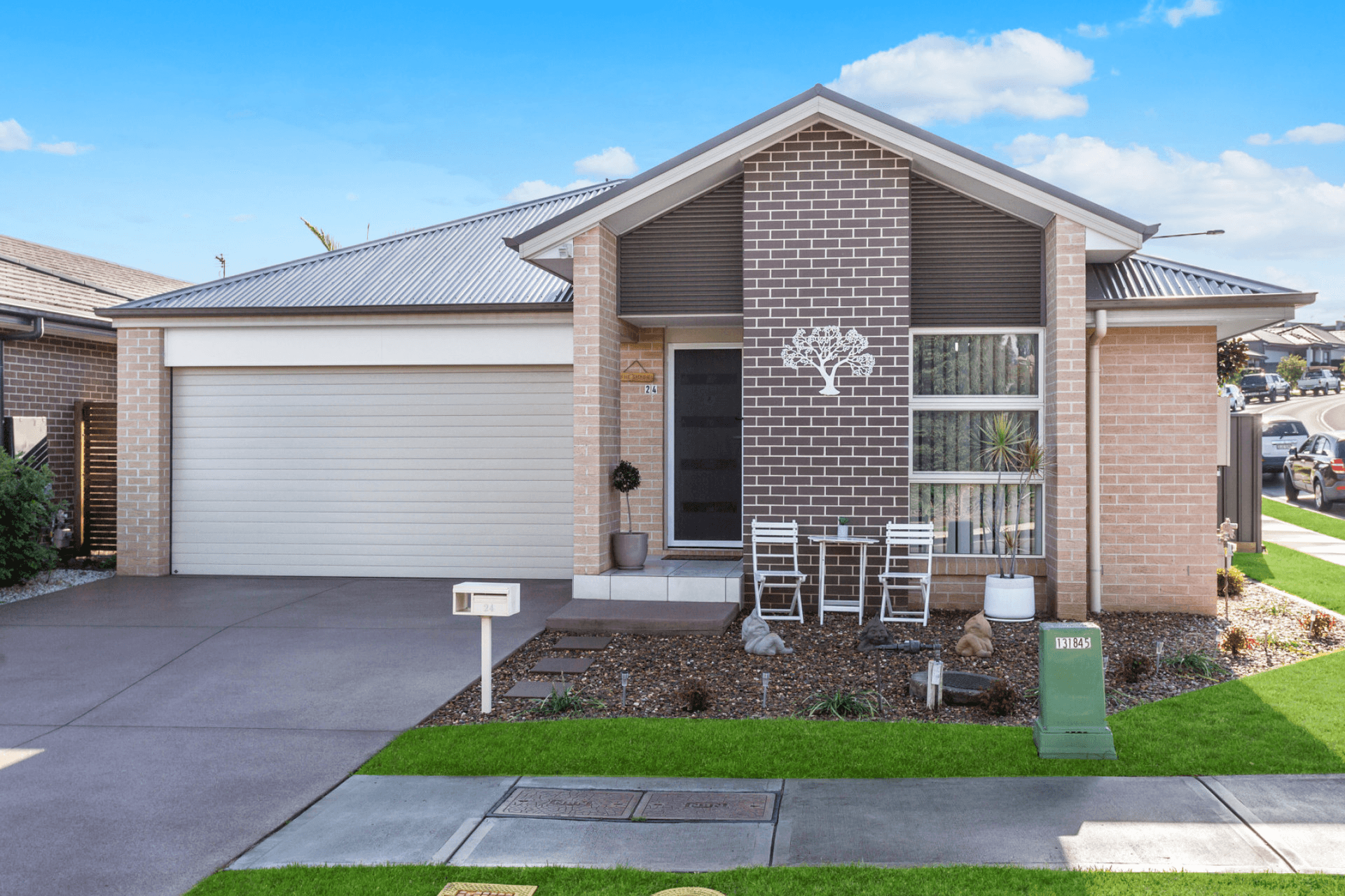 24 Jackson Crescent, Elderslie, NSW 2570