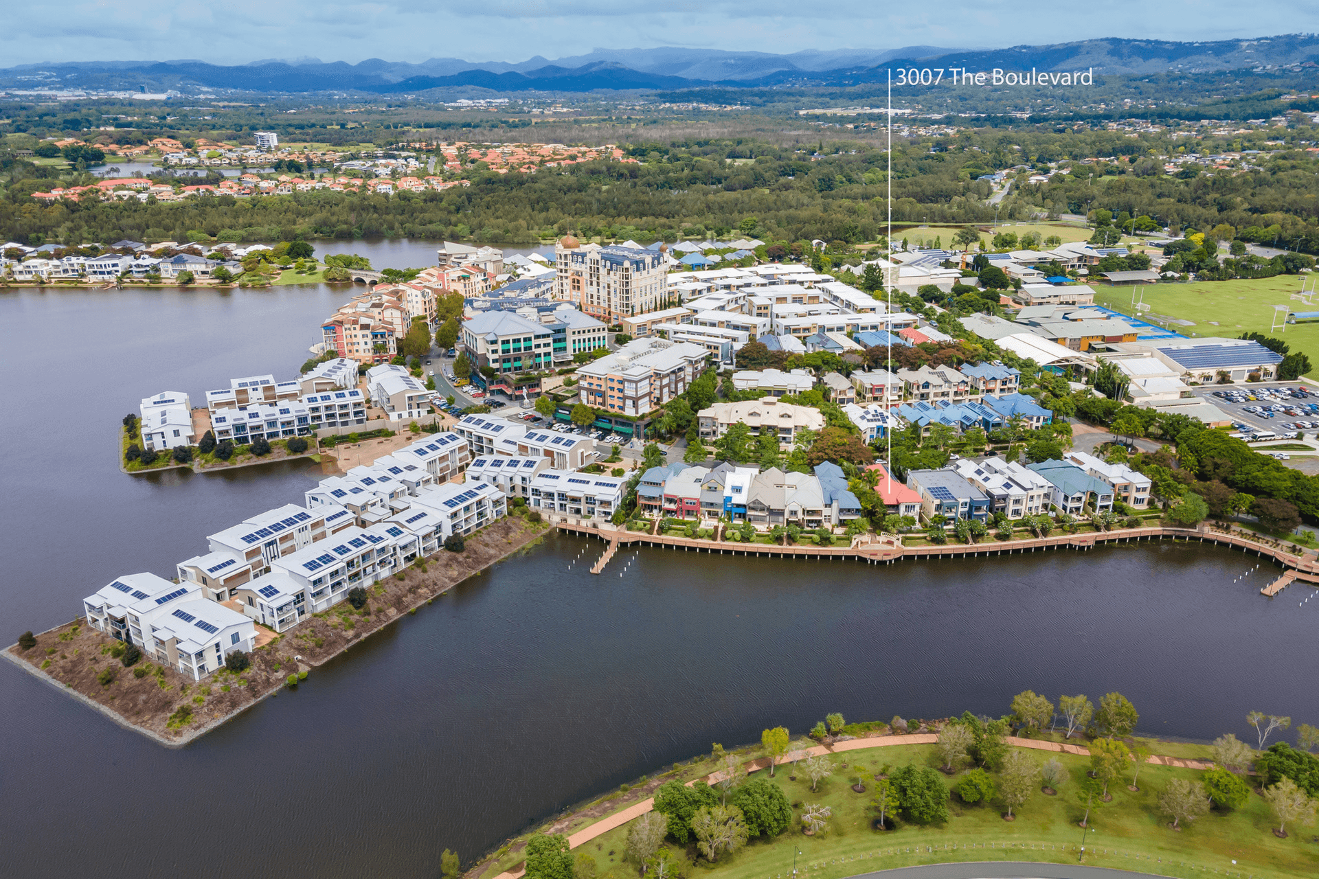 3007 The Boulevard, Carrara, QLD 4211