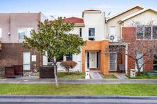 24 Watchtower Road, COBURG, VIC 3058