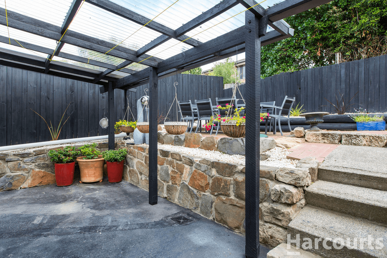 74 Ashbolt Crescent, LUTANA, TAS 7009