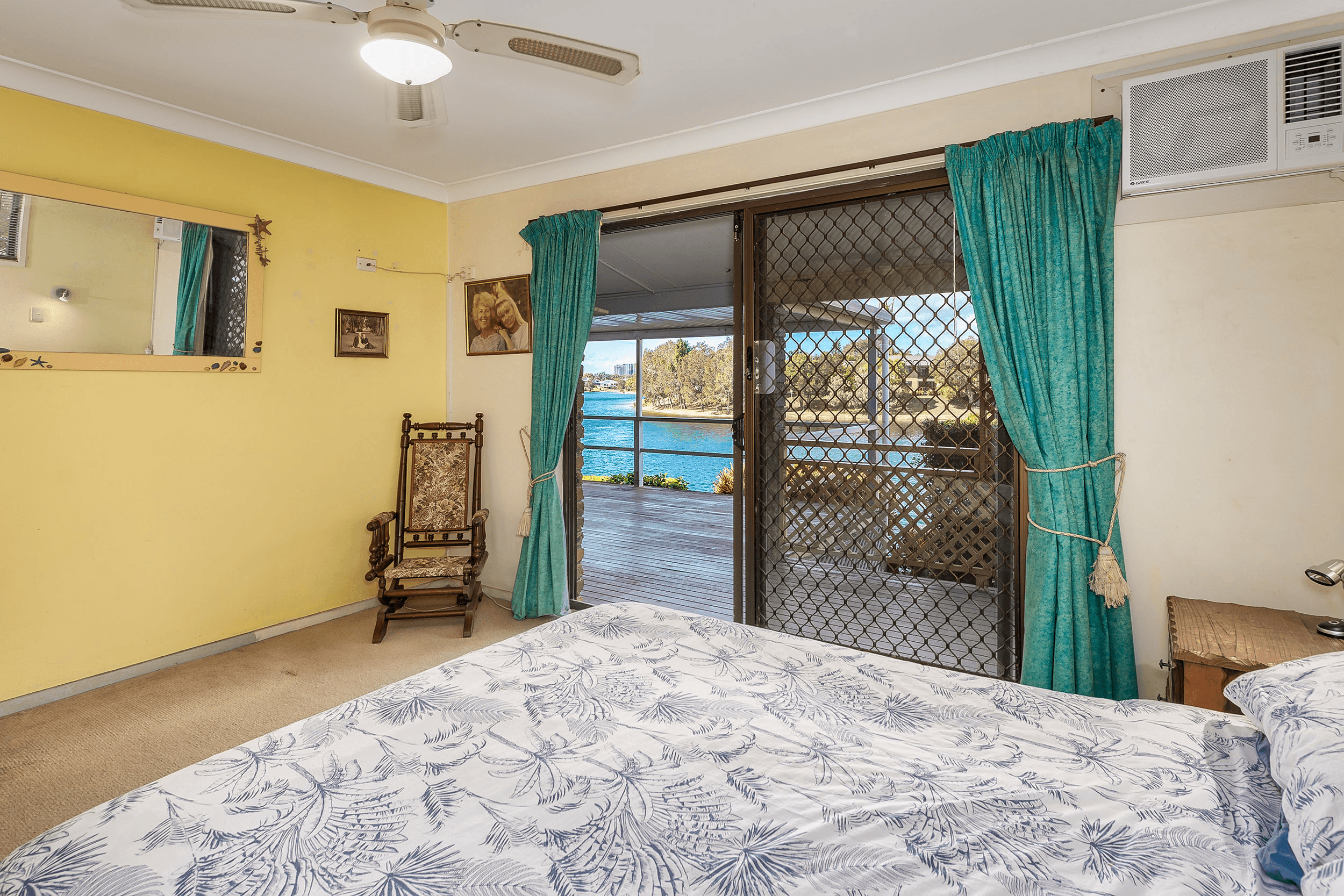 66 Honeyeater Drive, Burleigh Waters, QLD 4220