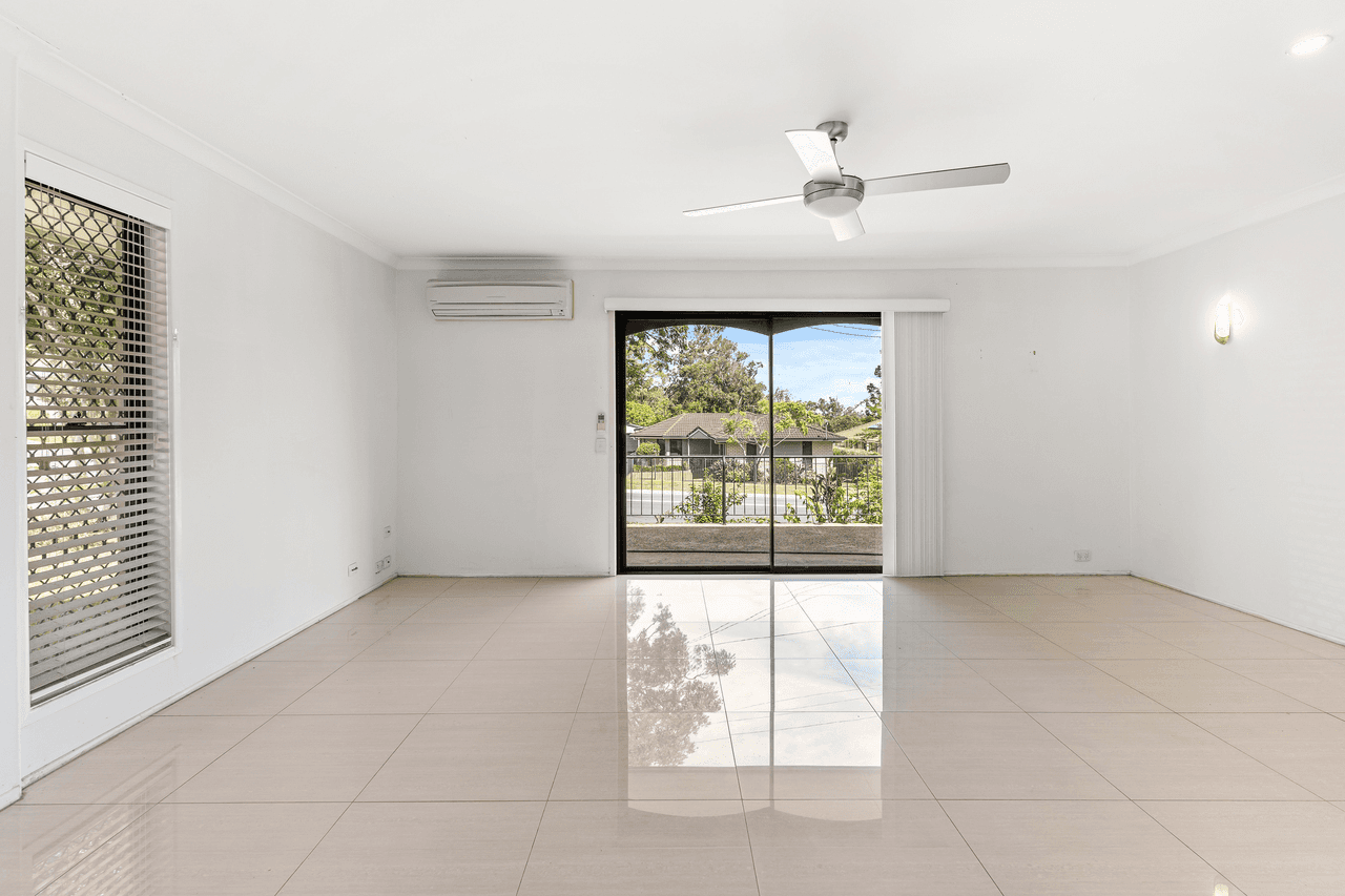 4 Greenview Avenue, ROCHEDALE SOUTH, QLD 4123