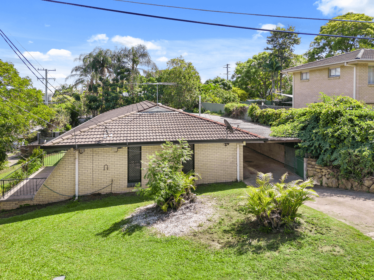 4 Greenview Avenue, ROCHEDALE SOUTH, QLD 4123