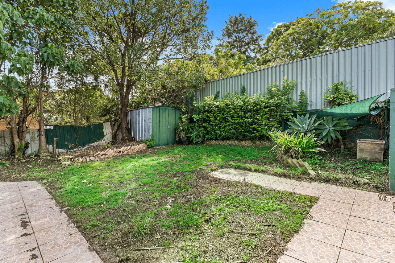 4 Greenview Avenue, ROCHEDALE SOUTH, QLD 4123