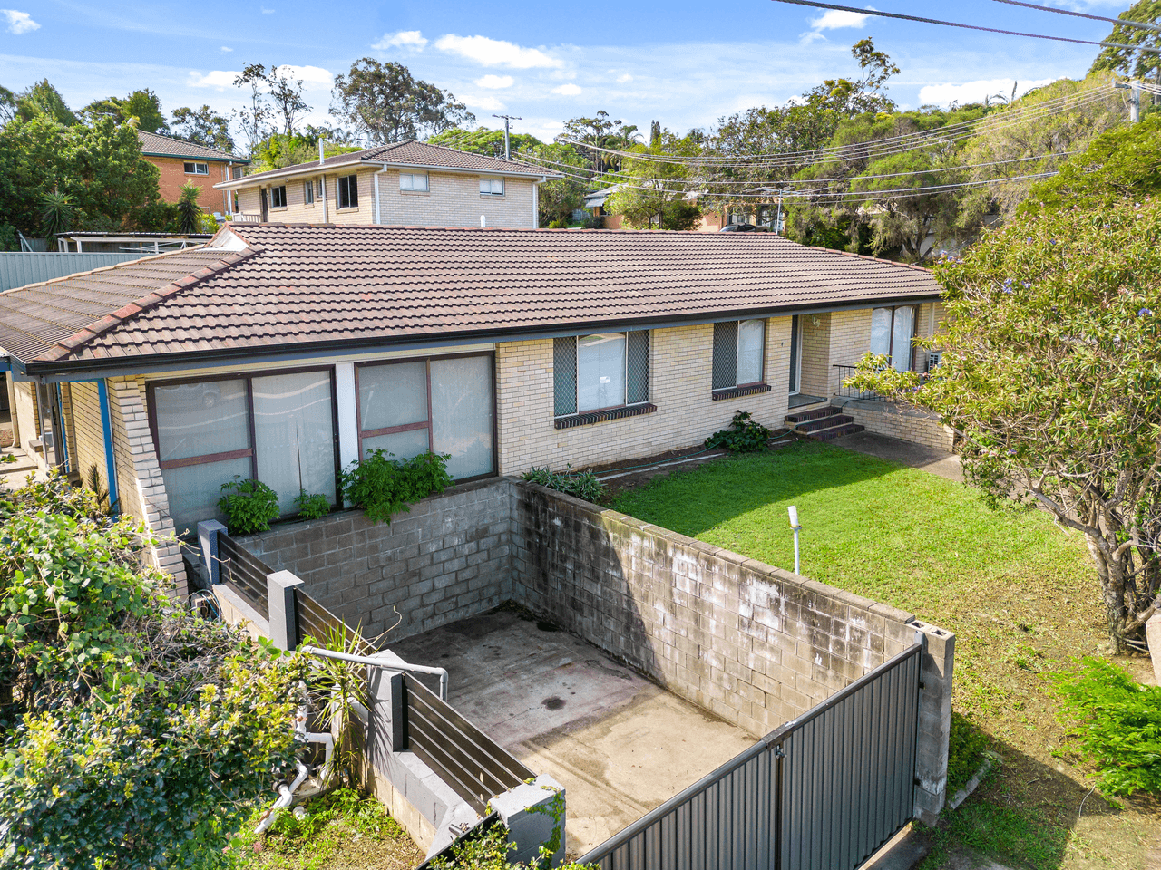 4 Greenview Avenue, ROCHEDALE SOUTH, QLD 4123