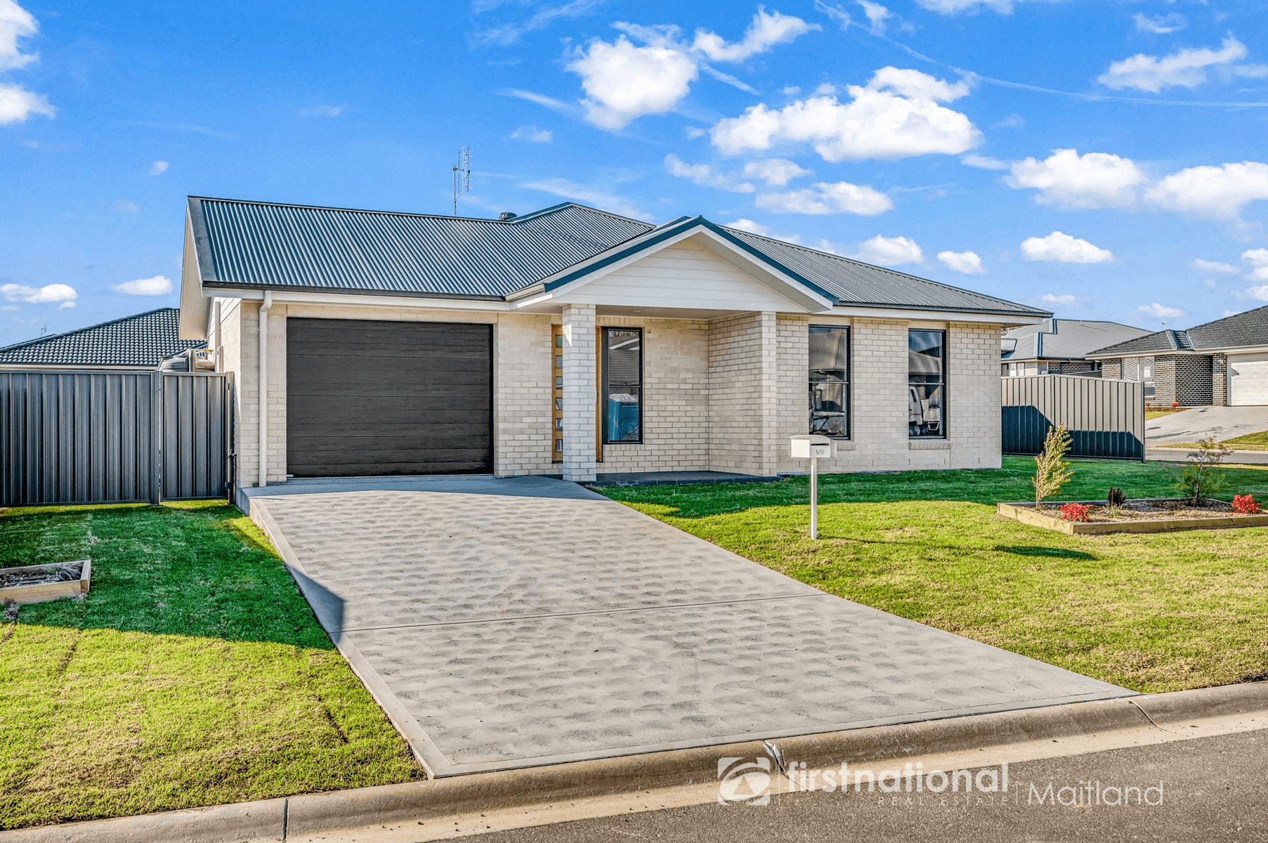 1/6 Tourmaline Drive, RUTHERFORD, NSW 2320