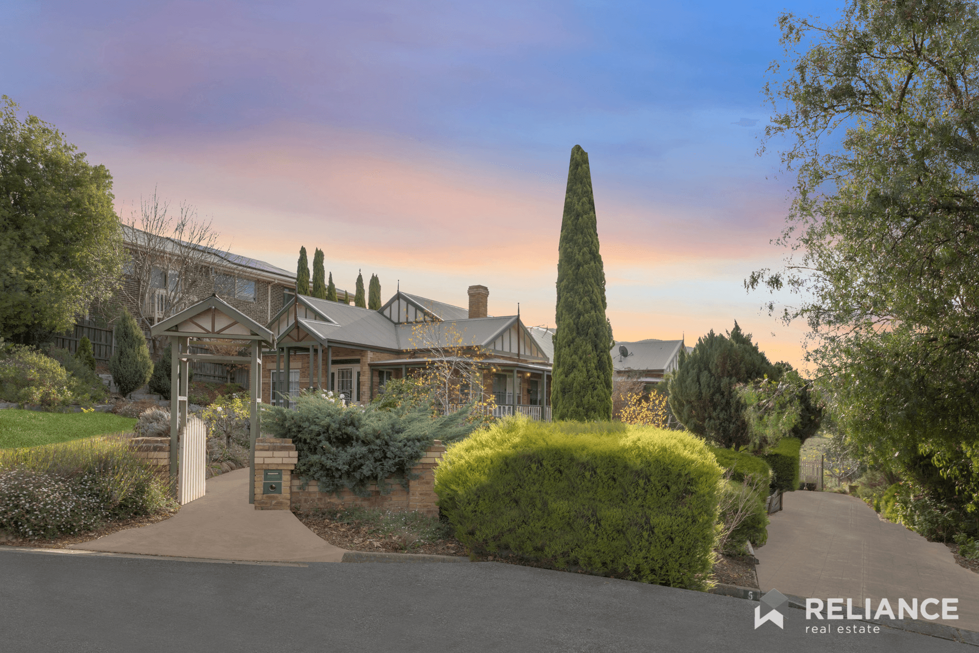 5 Augusta Place, Darley, VIC 3340
