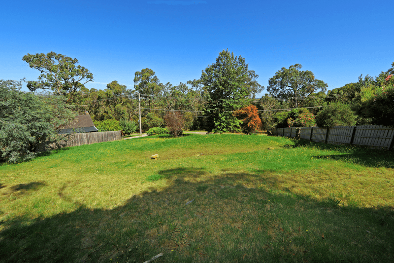 222 Forest Road, Boronia, VIC 3155
