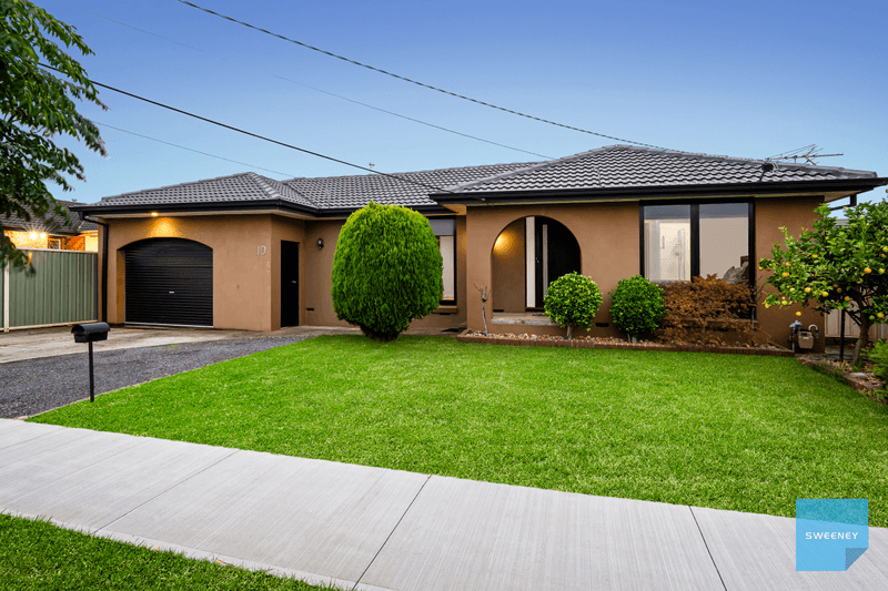 10 Chester Crescent, DEER PARK, VIC 3023