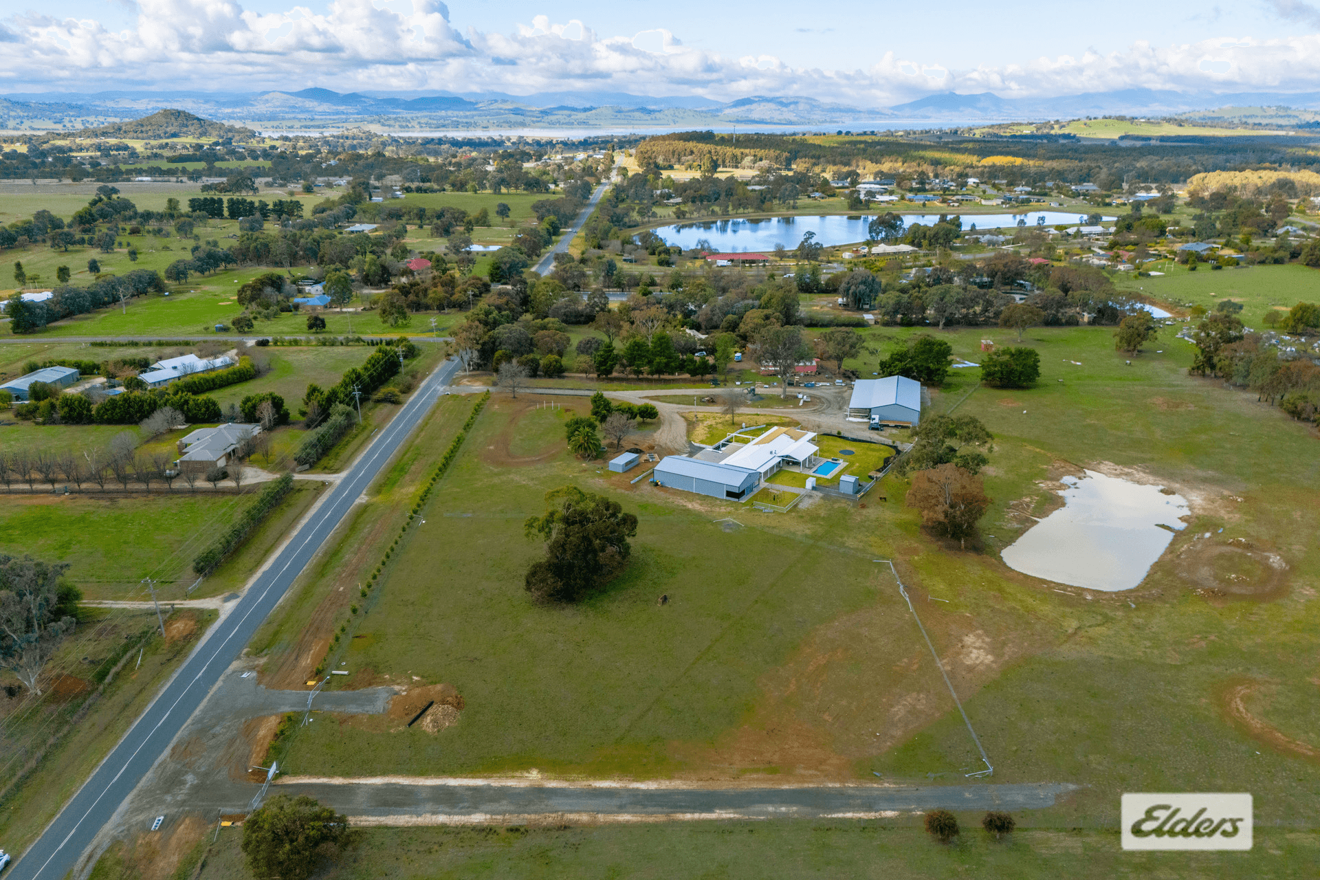 Tynan Road, Table Top, NSW 2640