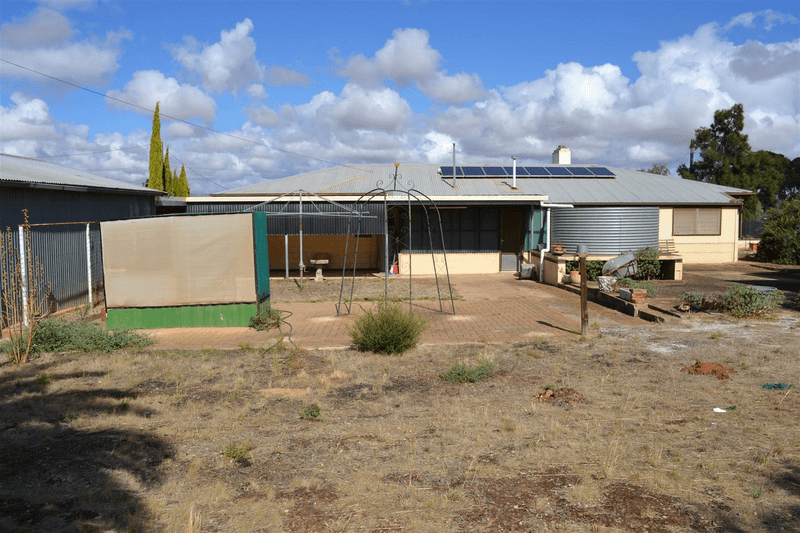 11 Corey Street, Robertstown, SA 5381