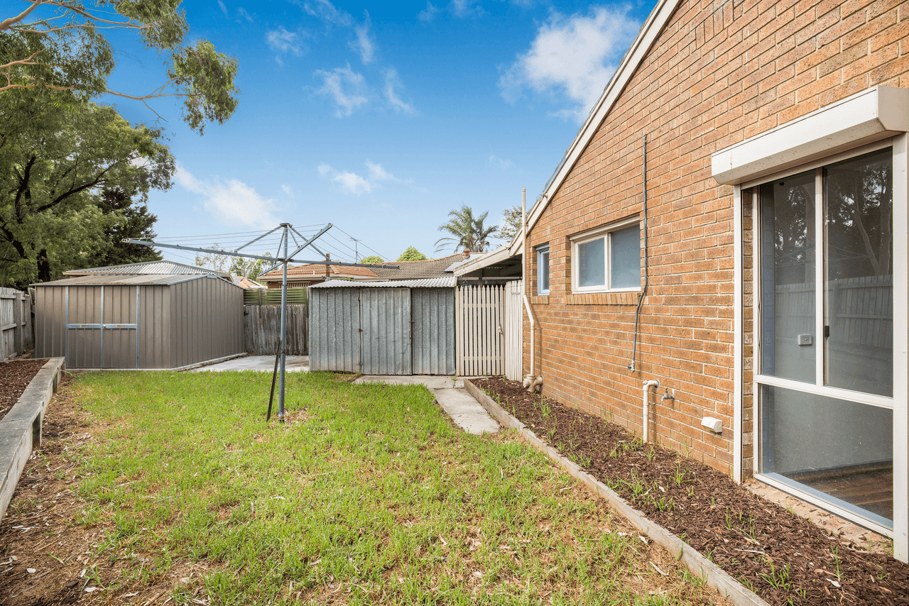 8 Hanley Court, PAKENHAM, VIC 3810