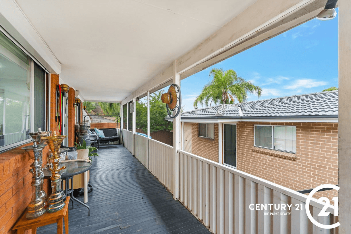 12 Maugham Crescent, Wetherill Park, NSW 2164