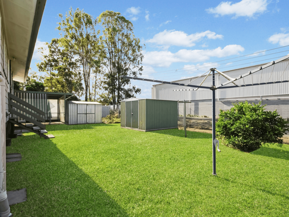 16 Leahy Street, BRASSALL, QLD 4305