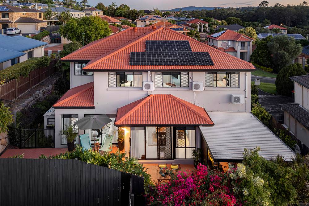 6 Capella Place, BRIDGEMAN DOWNS, QLD 4035