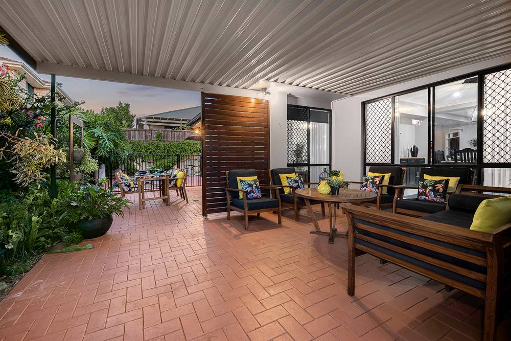 6 Capella Place, BRIDGEMAN DOWNS, QLD 4035