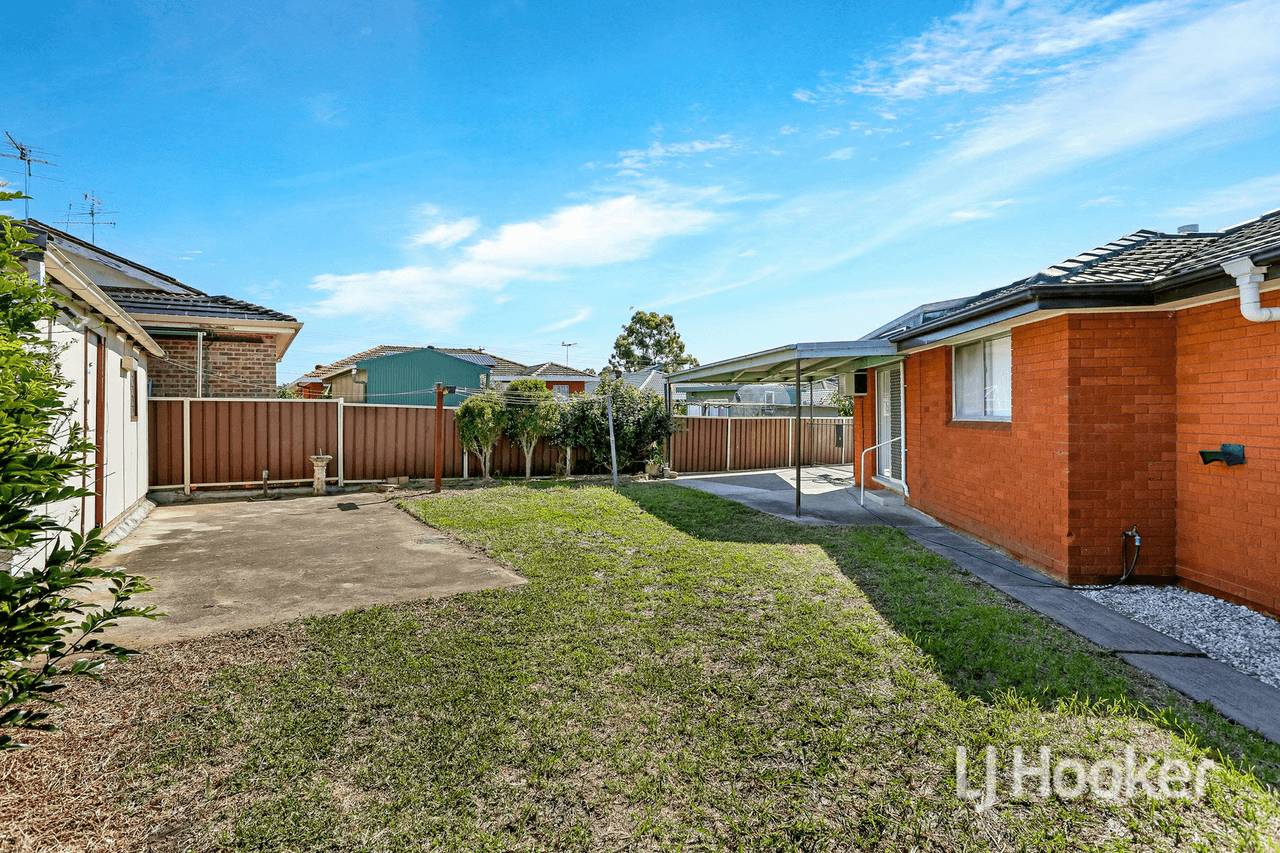 5 Pan Cres, GREYSTANES, NSW 2145