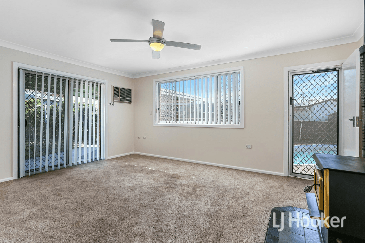 5 Pan Cres, GREYSTANES, NSW 2145