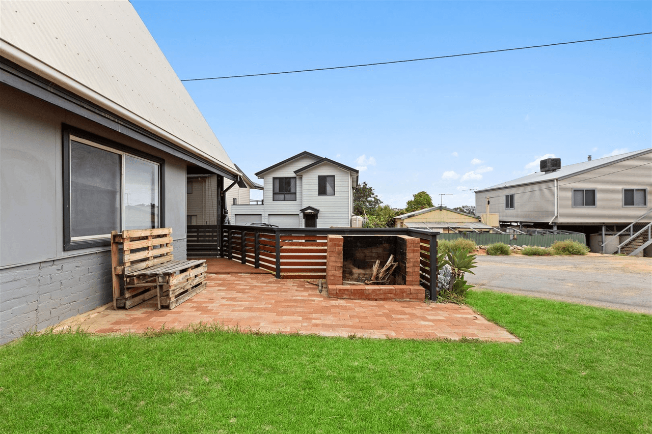 12 Sunnyside Road, SUNNYSIDE, SA 5253