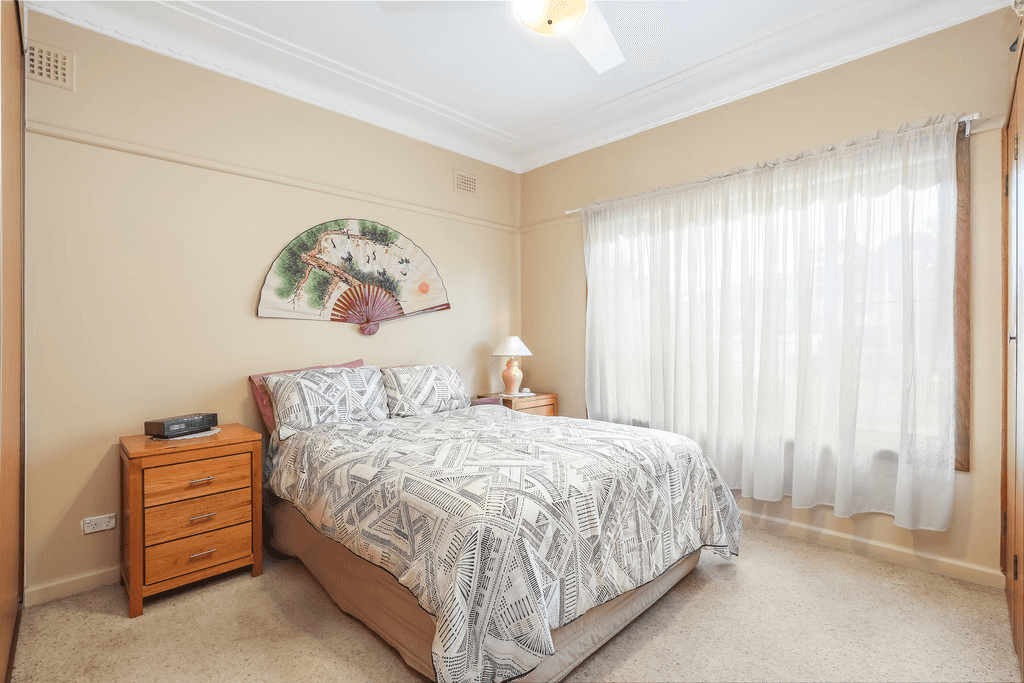 7 Taloma Street, PICNIC POINT, NSW 2213