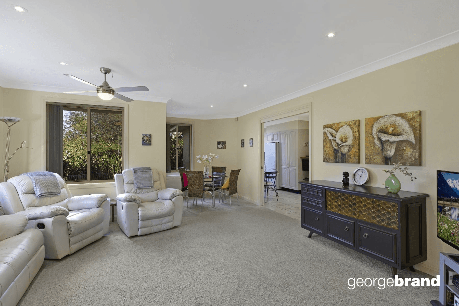 4/164 Ocean Parade, Blue Bay, NSW 2261