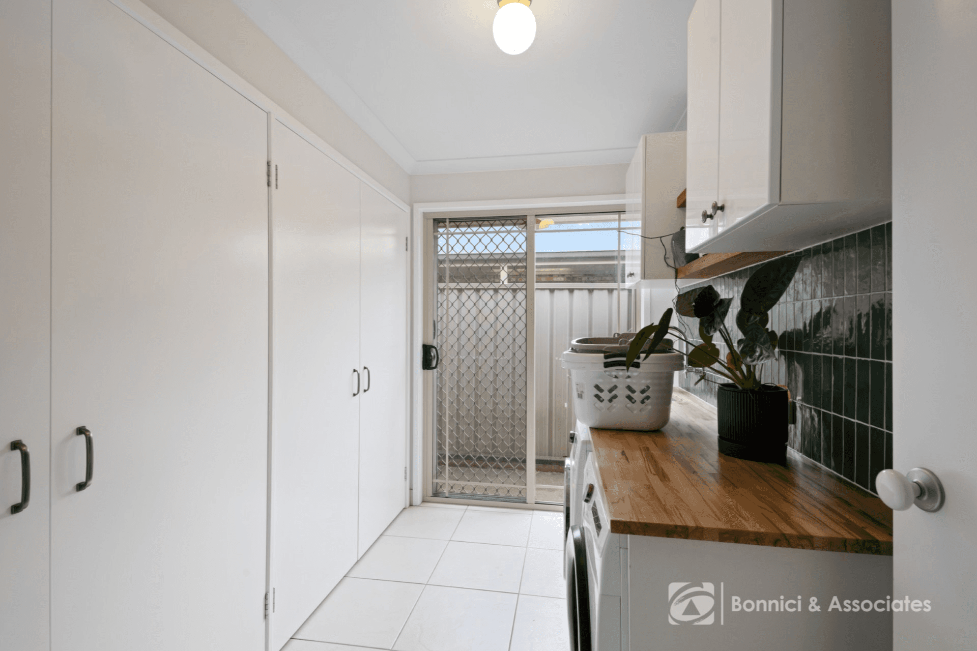 7 Jessica Court, Tangambalanga, VIC 3691