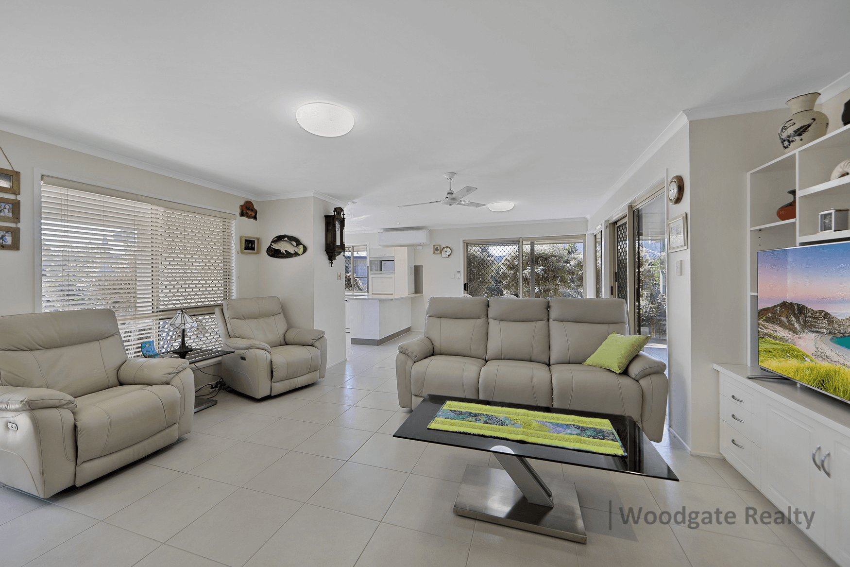 5 Hussar Ct, WOODGATE, QLD 4660