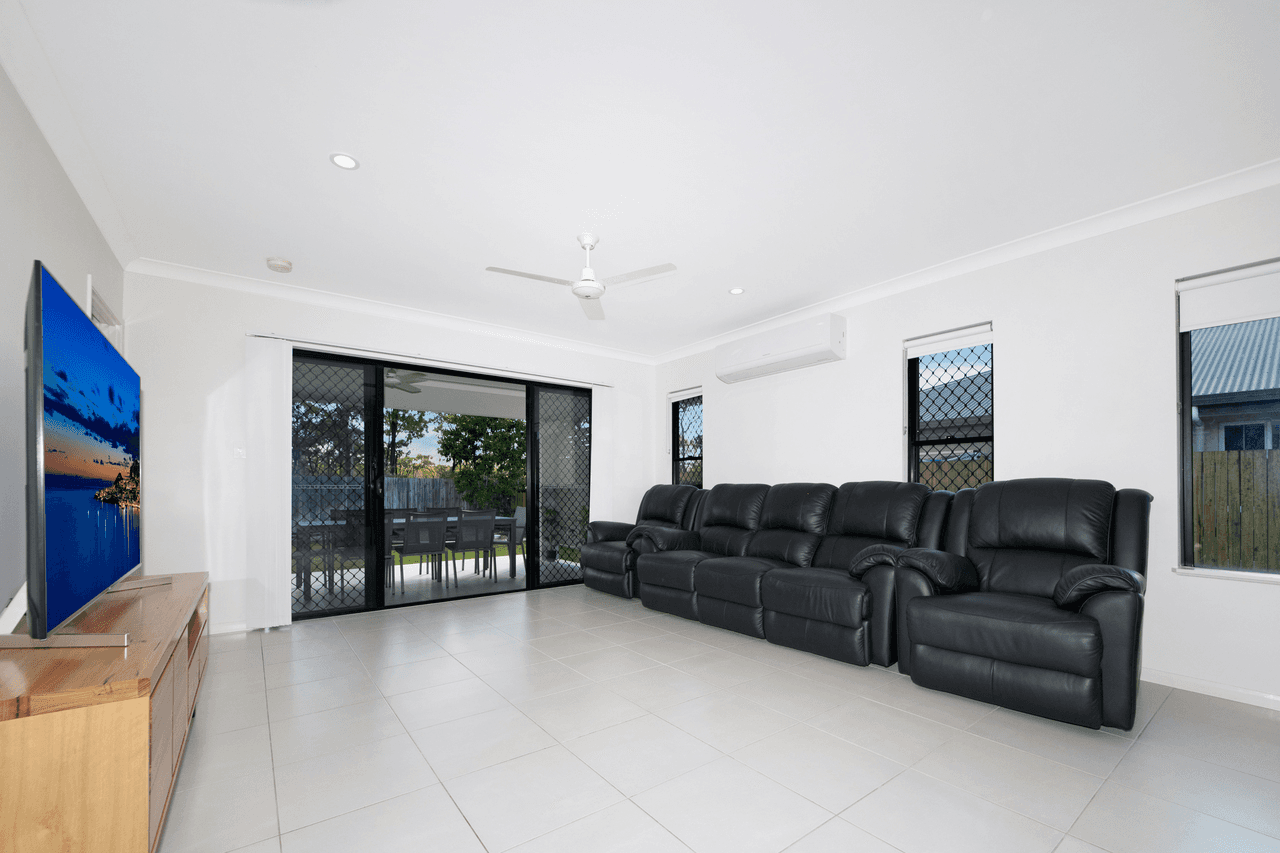 33 Pongamia Parade, MOUNT LOW, QLD 4818