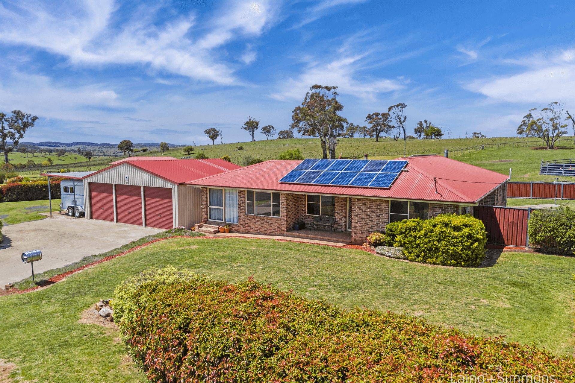 7421 Guyra Road, Guyra, NSW 2365