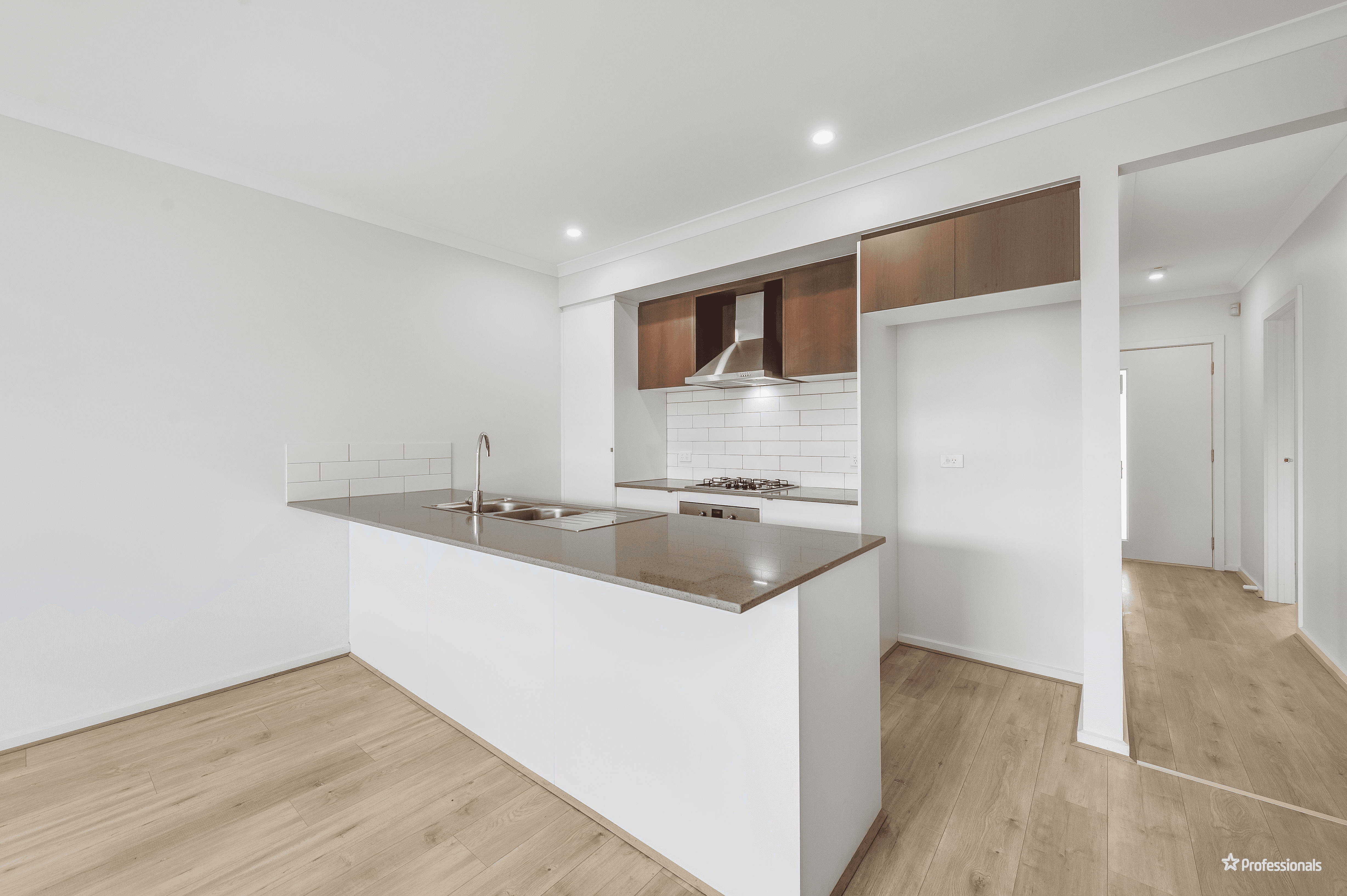 95 Millbrook Drive, WYNDHAM VALE, VIC 3024