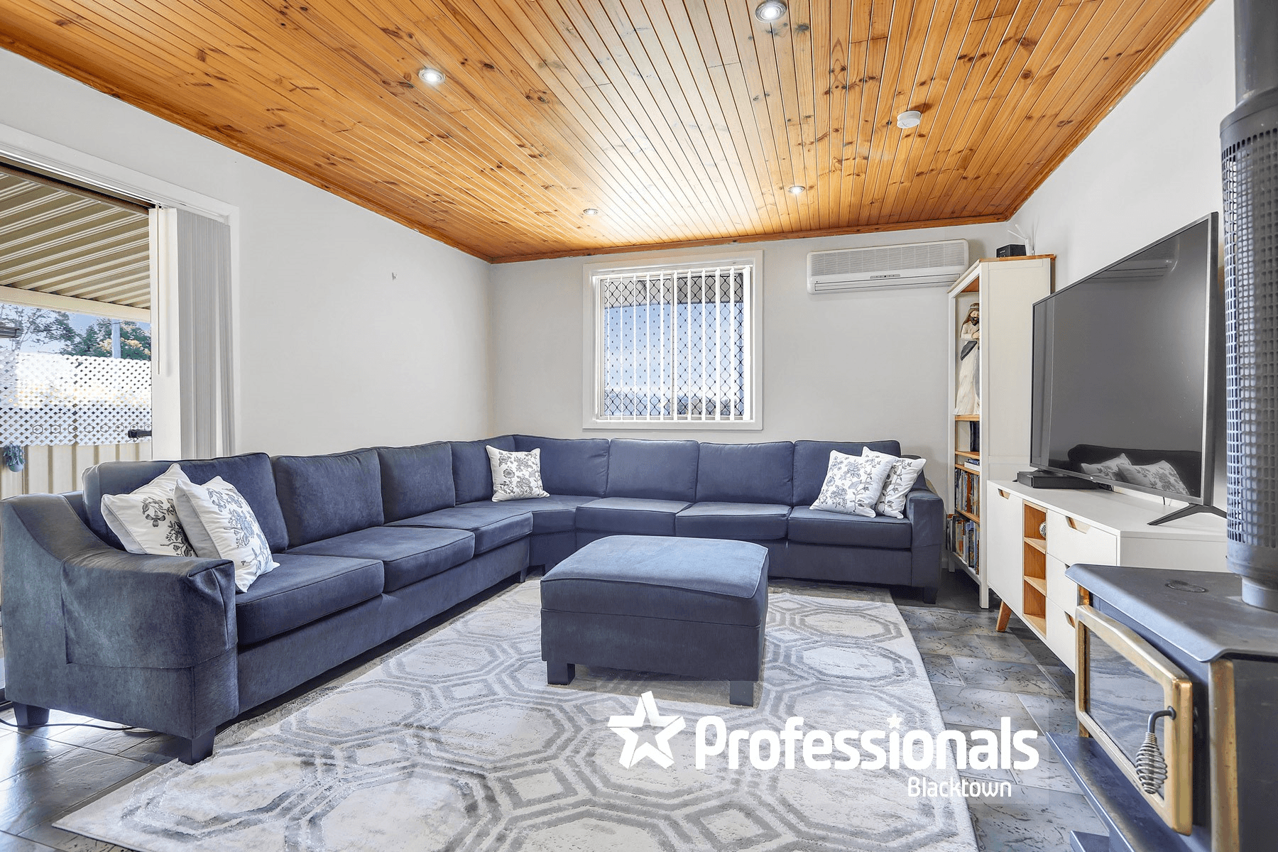 3 Snowdon Crescent, SMITHFIELD, NSW 2164