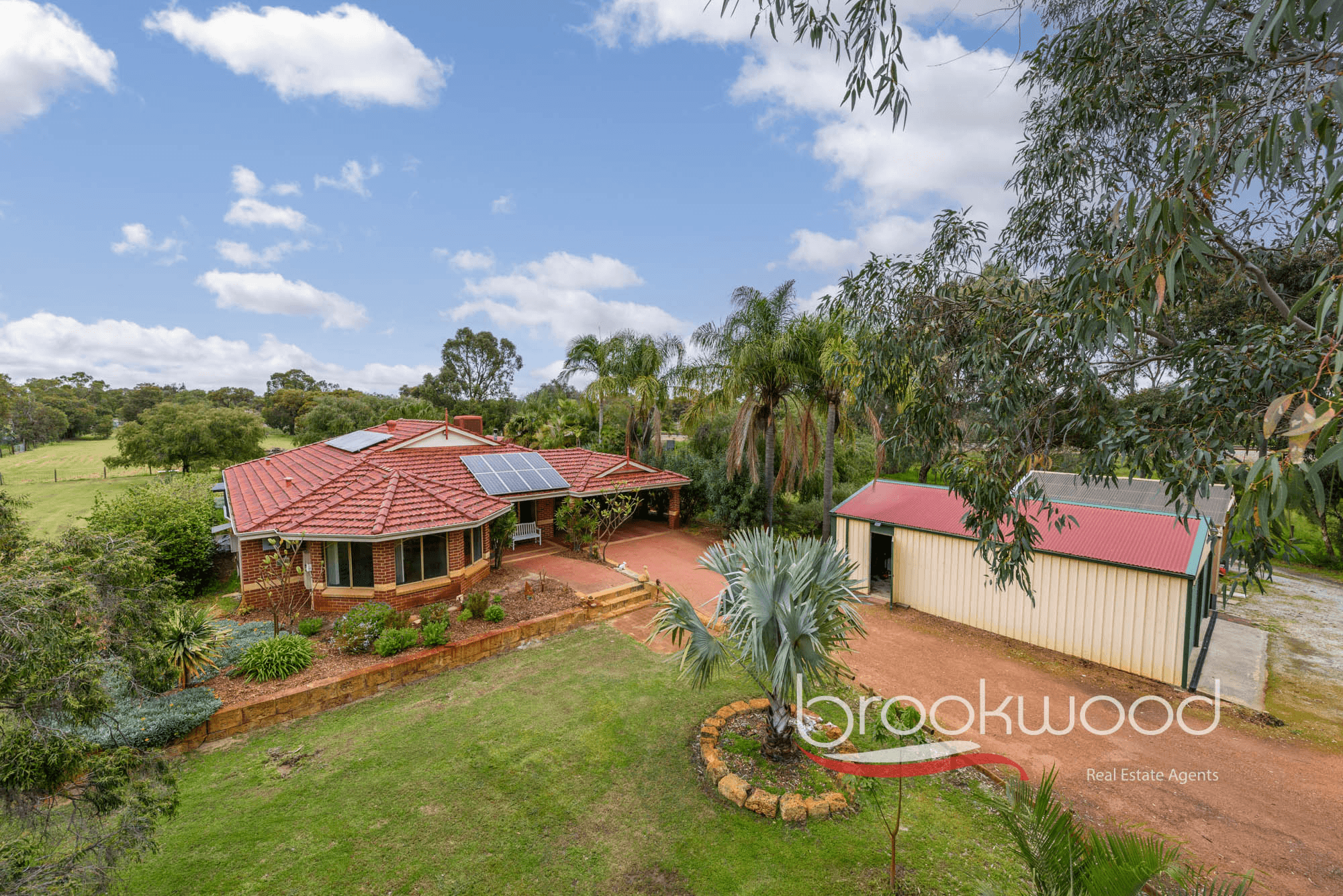 33 Whitehall Road, Hazelmere, WA 6055