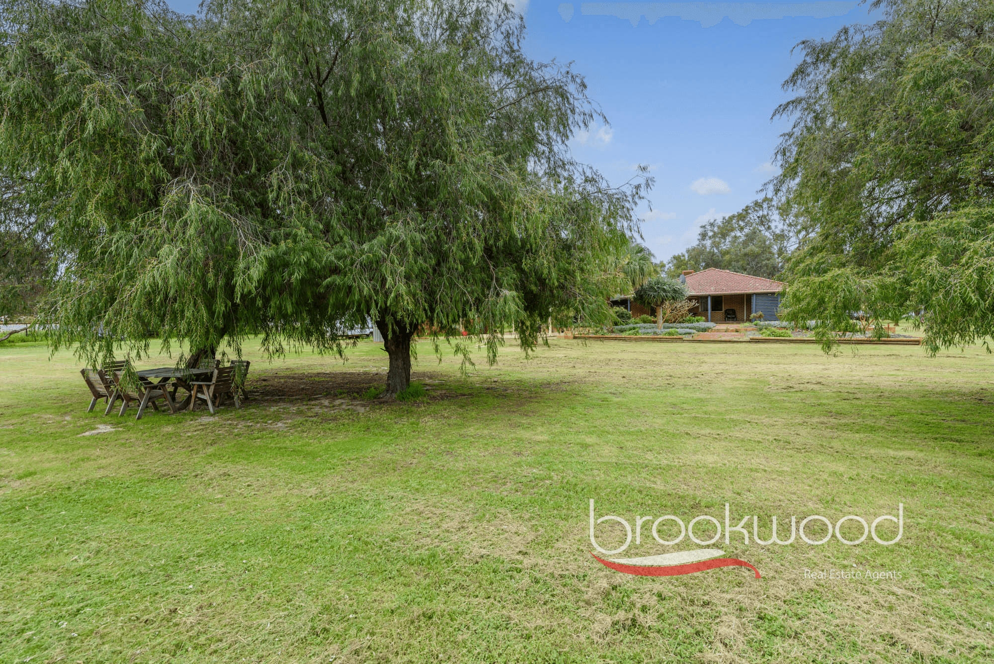 33 Whitehall Road, Hazelmere, WA 6055