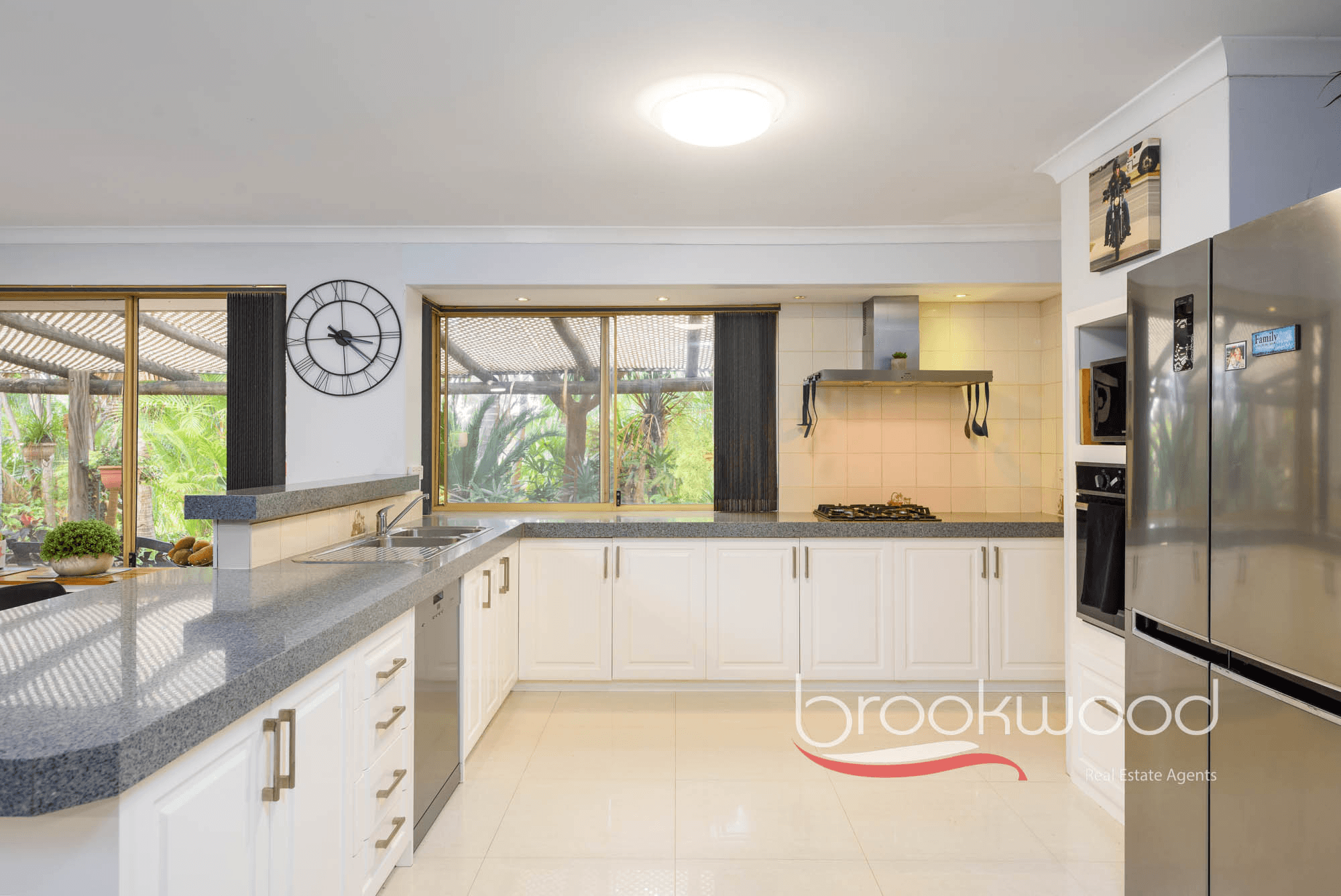 33 Whitehall Road, Hazelmere, WA 6055