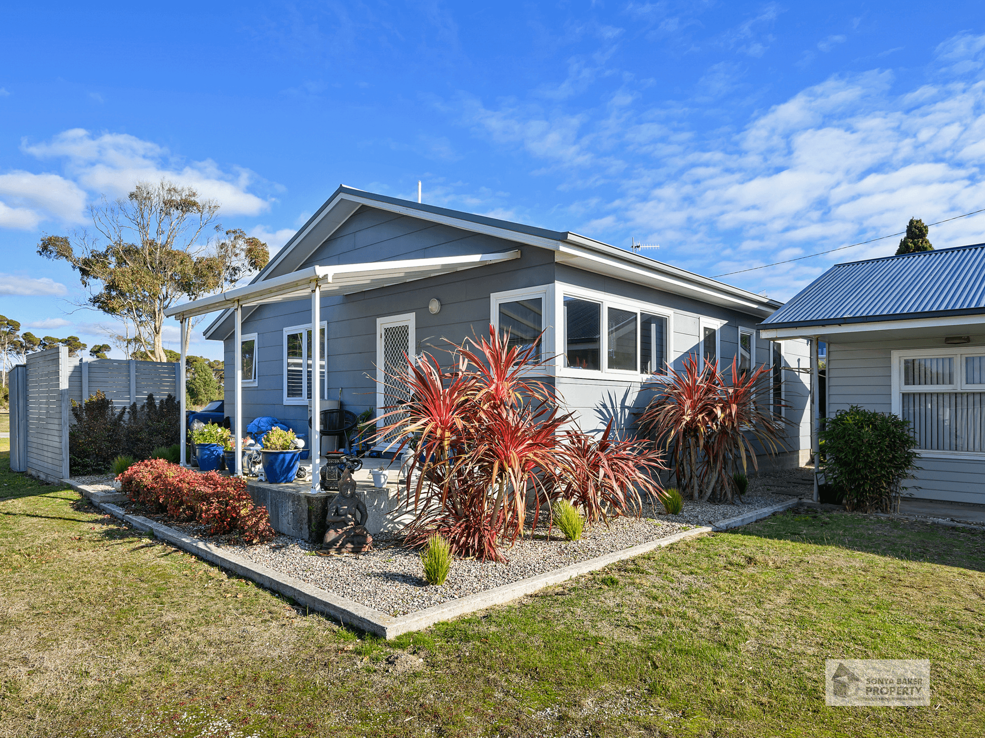 99 Old Bass Highway, WYNYARD, TAS 7325