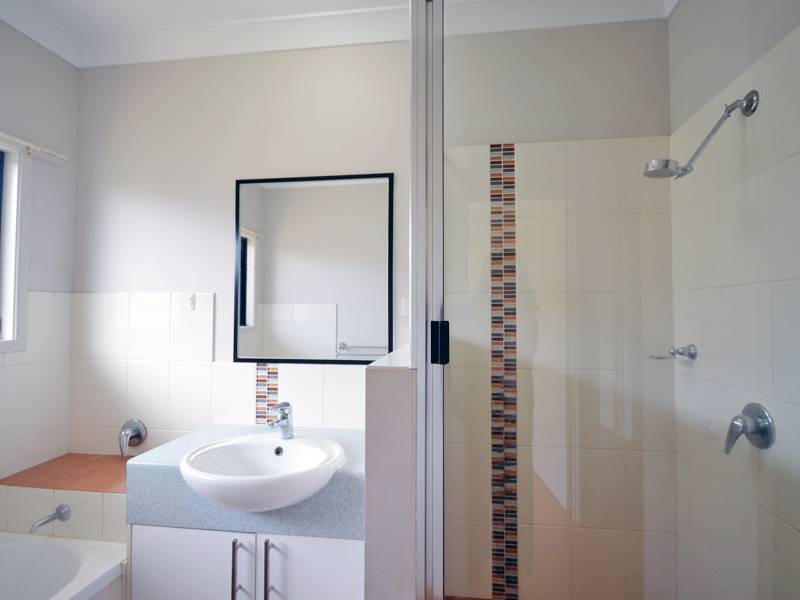 3 Sunbird Ct, Rocky Point, QLD 4874