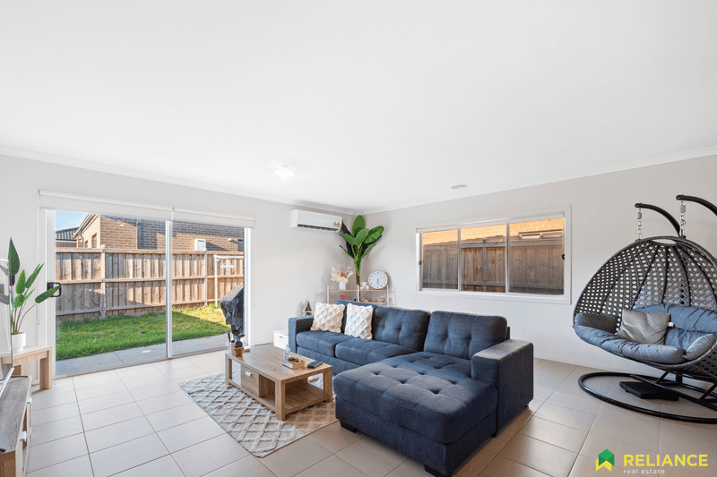 7 Splendour Circuit, Diggers Rest, VIC 3427