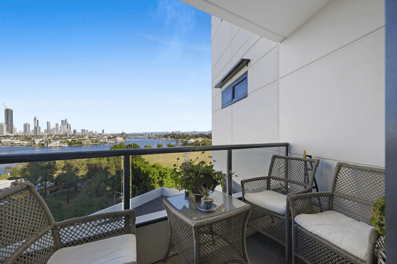 1104/2 Aqua Street, Southport, QLD 4215